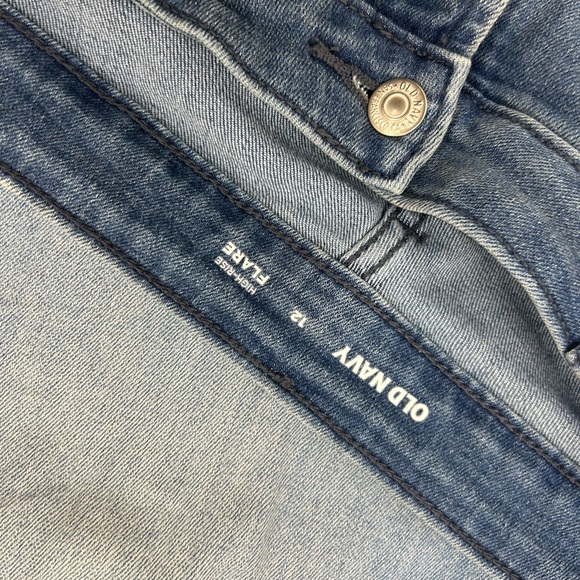 Size 12 Jeans 3 Pairs together . Old Navy(2) Wonderly(1) BGUC - Picture 2 of 13